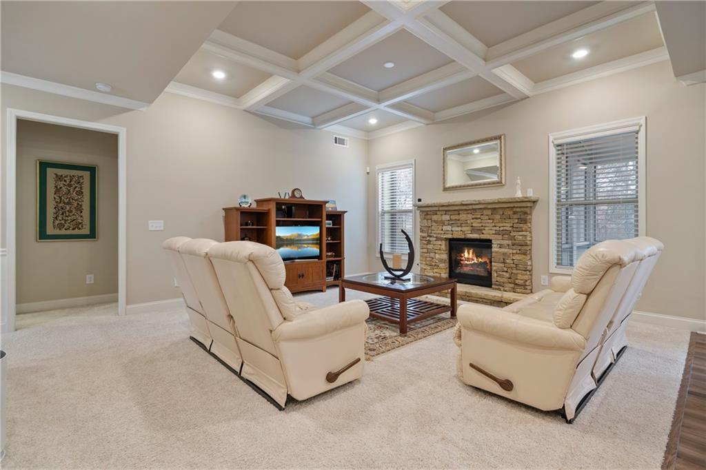 4636 S Silver Oak Drive, Gainesville, Georgia image 8
