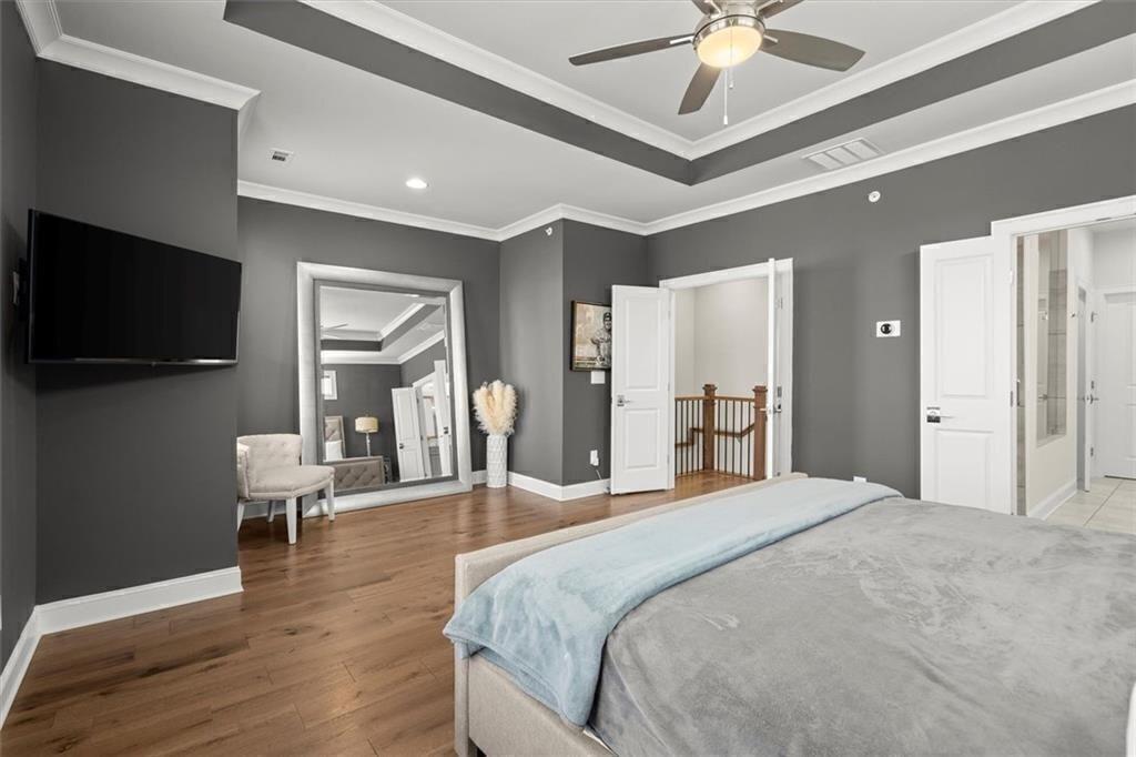 CHELSEA WALK - Residential