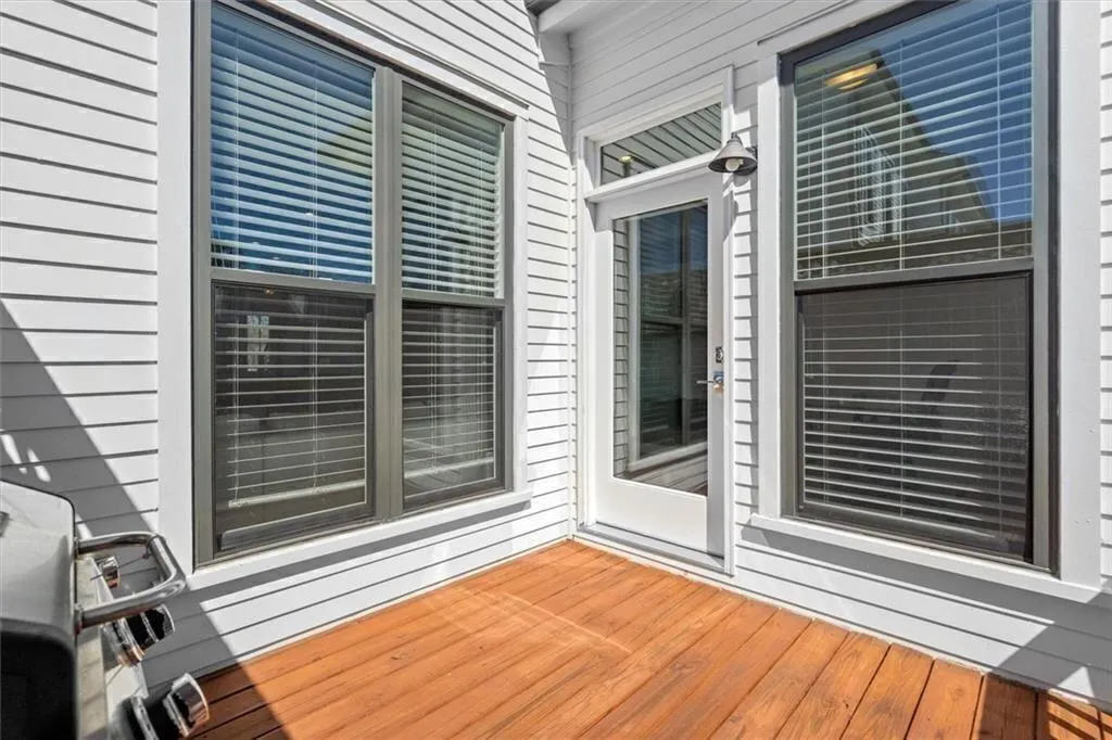 Alpharetta, Georgia 30009, United States, 3 Bedrooms Bedrooms, ,4 BathroomsBathrooms,Residential,Active,207994