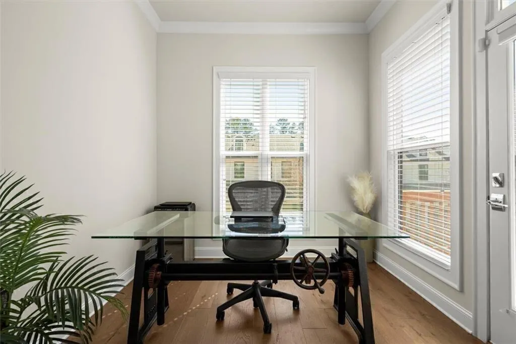 Alpharetta, Georgia 30009, United States, 3 Bedrooms Bedrooms, ,4 BathroomsBathrooms,Residential,Active,207994