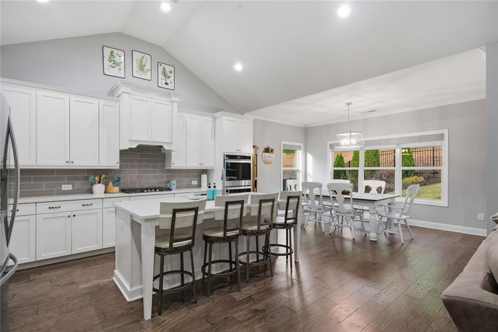 1815 Nestledown Drive