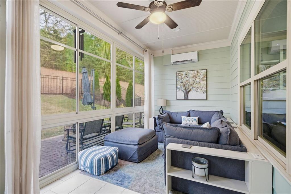 1815 Nestledown Drive