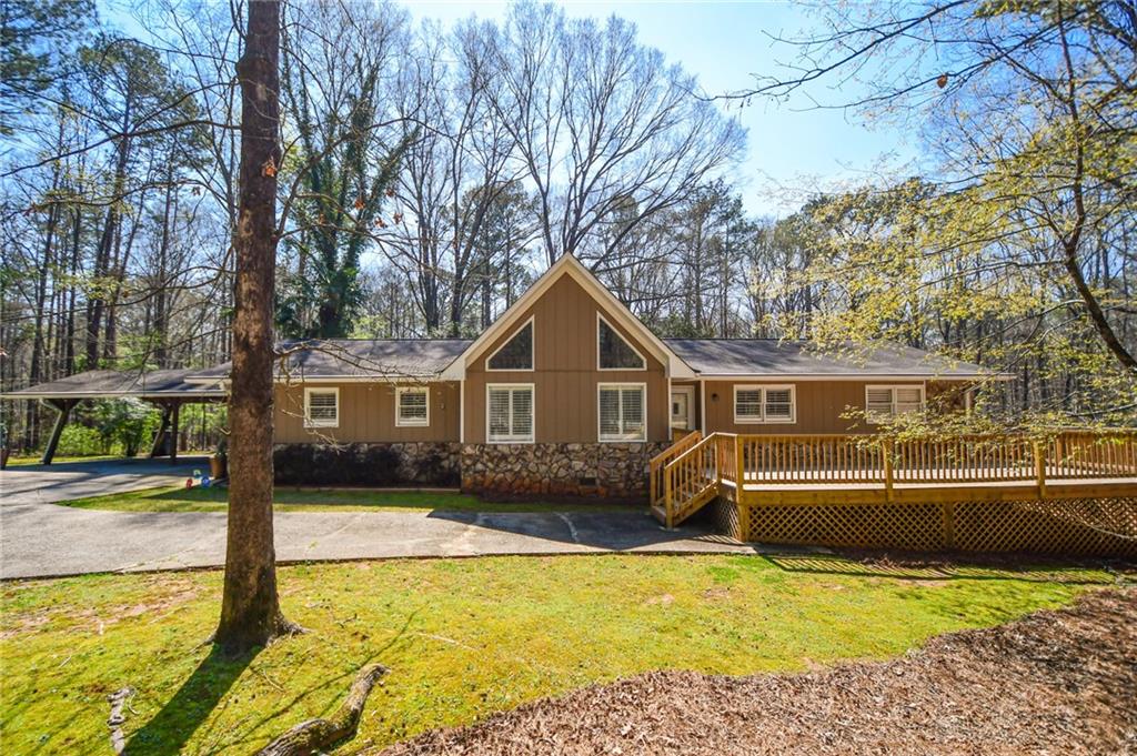 Photo 1 of 20 — 320 Sherwood Road, Fayetteville, GA 30215