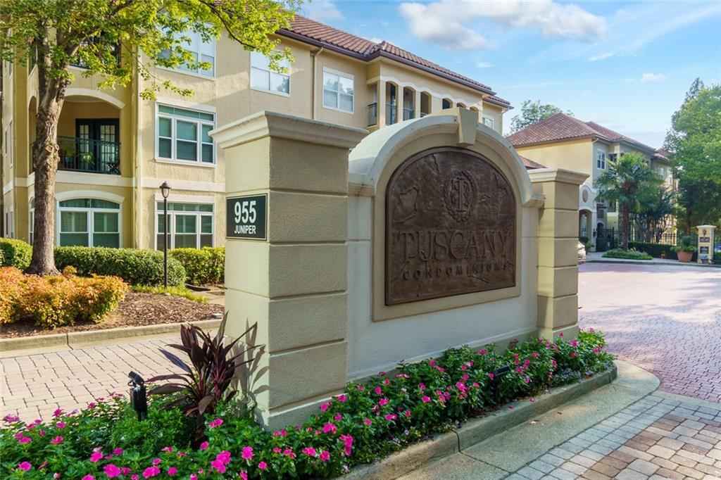 955 Juniper Street NE #4323
