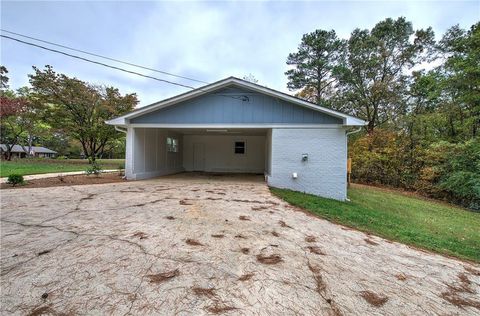 A home in Lindale