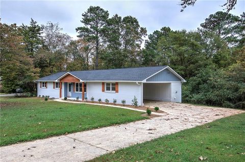 A home in Lindale