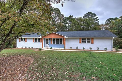 A home in Lindale