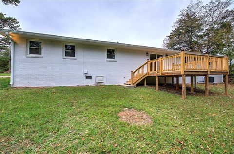 A home in Lindale