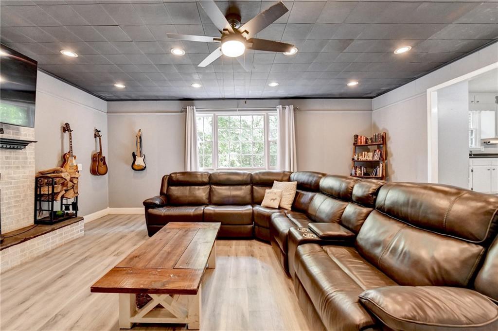 3053 Scenic Drive, Gainesville, Georgia image 3