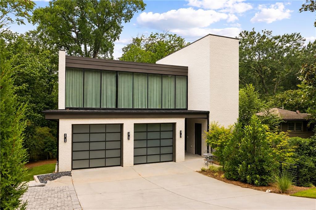 2460 Howell Mill Road NW