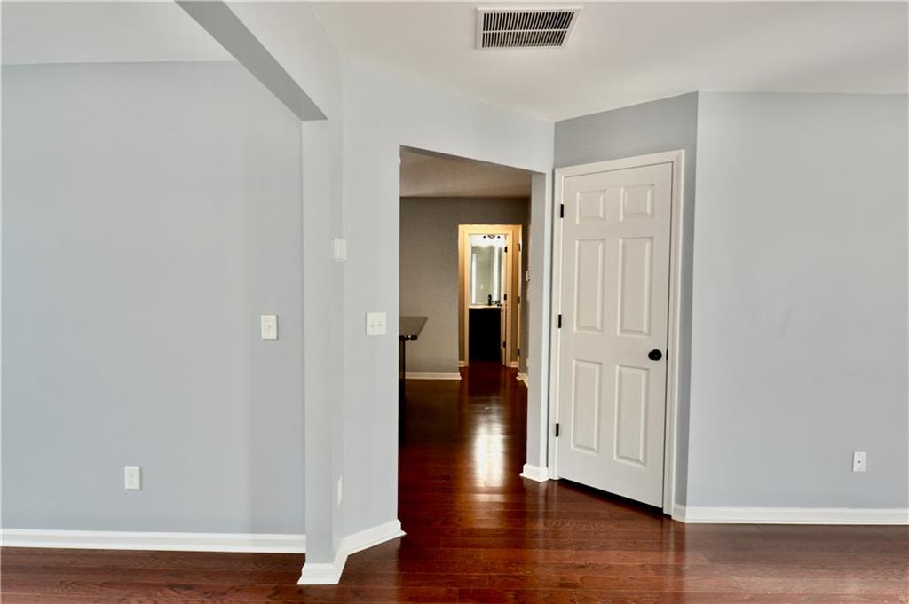 5635 Cedar Pass, Fairburn, Georgia image 13