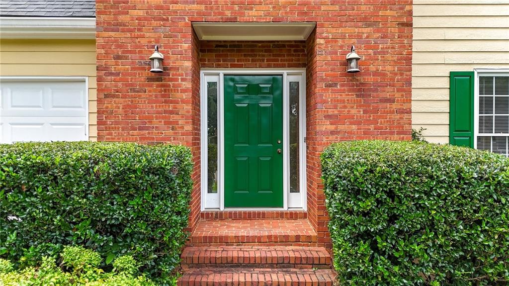 1005 Springharbor Walk