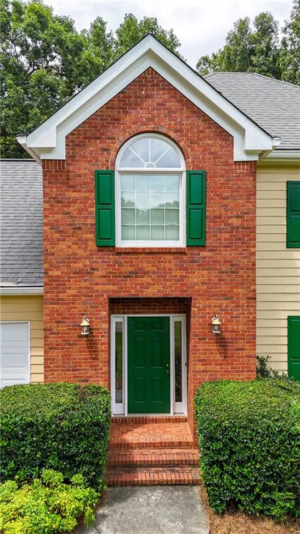 1005 Springharbor Walk