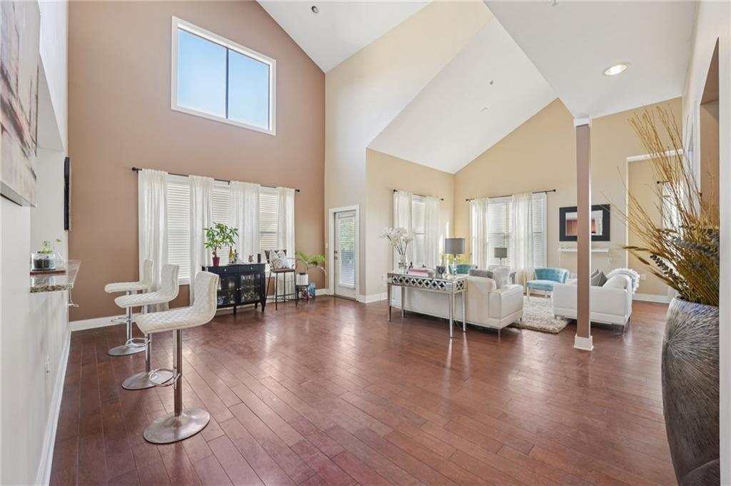 799 Hammond Drive 402