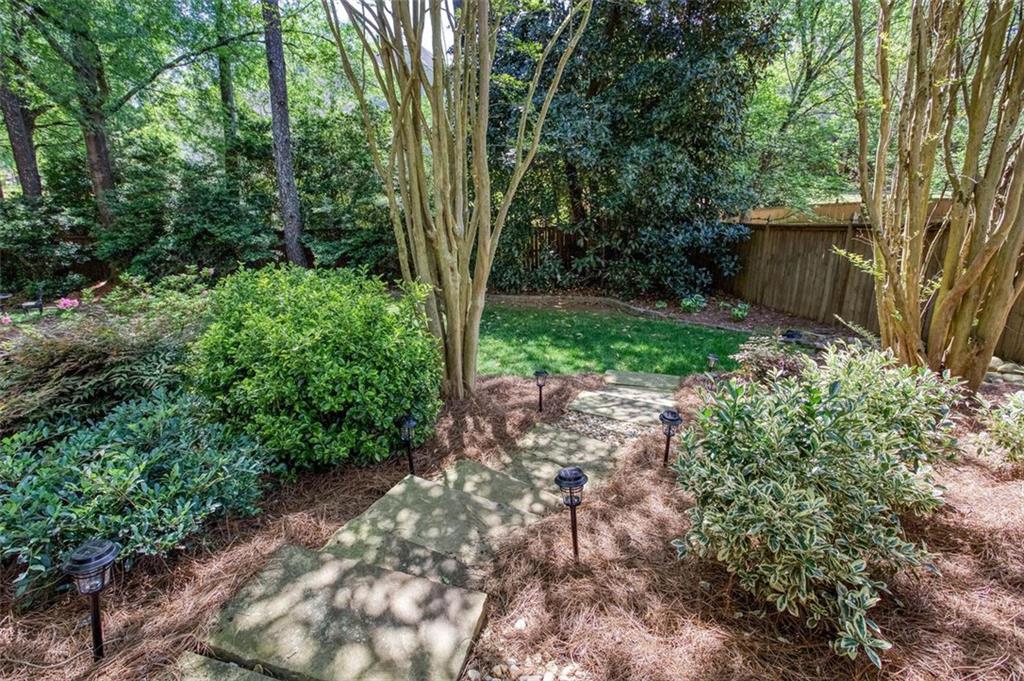 131 Helmswood Circle, Marietta, Georgia image 7