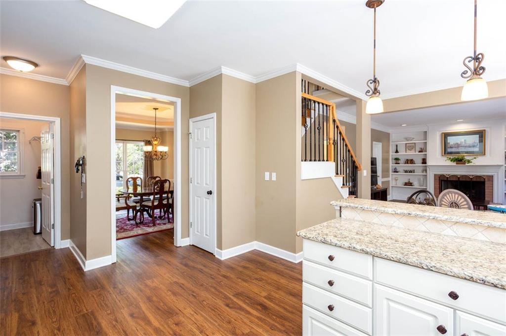 131 Helmswood Circle, Marietta, Georgia image 32
