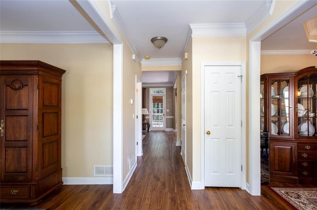 131 Helmswood Circle, Marietta, Georgia image 21