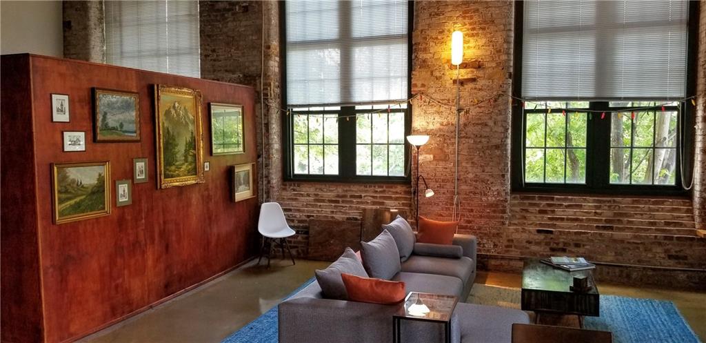 STACKS FULTON COTTON MILL LOFTS - Residential Lease