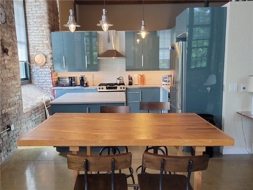 STACKS FULTON COTTON MILL LOFTS - Residential Lease