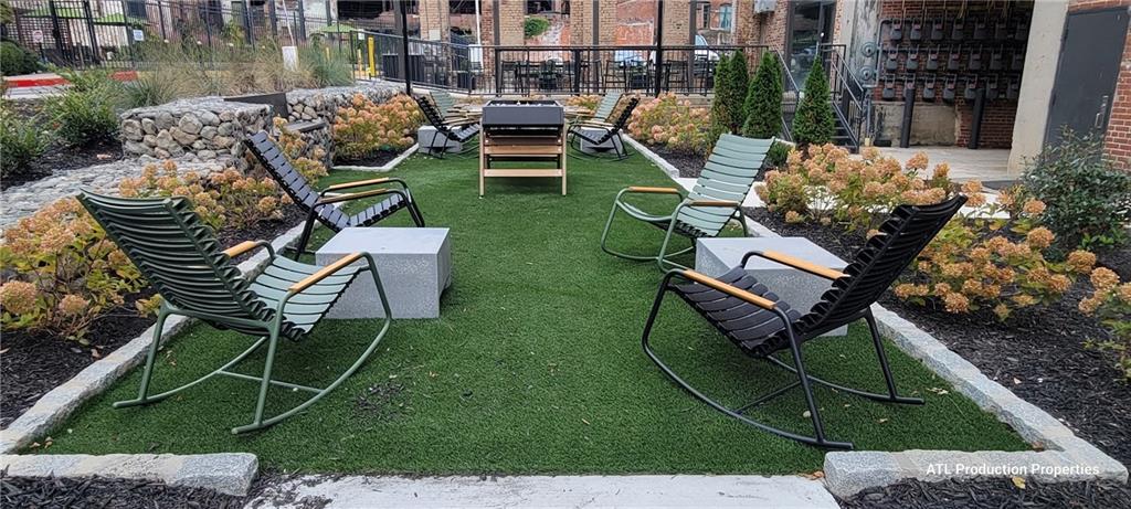 STACKS FULTON COTTON MILL LOFTS - Residential Lease