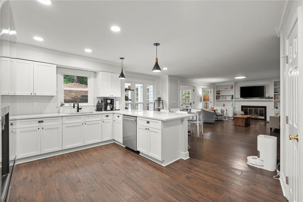 4213 Schooner Court, Roswell, Georgia image 14