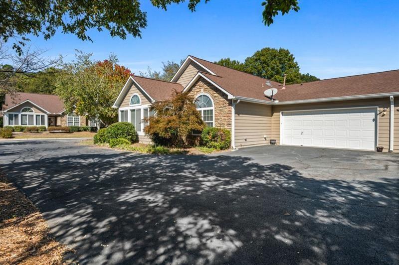 1927 Kolb Farm Circle SW