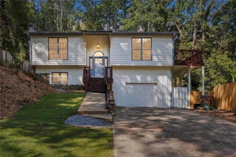 Homes For Sale - 707 Copper Trace Way<br/> Woodstock, GA 30189