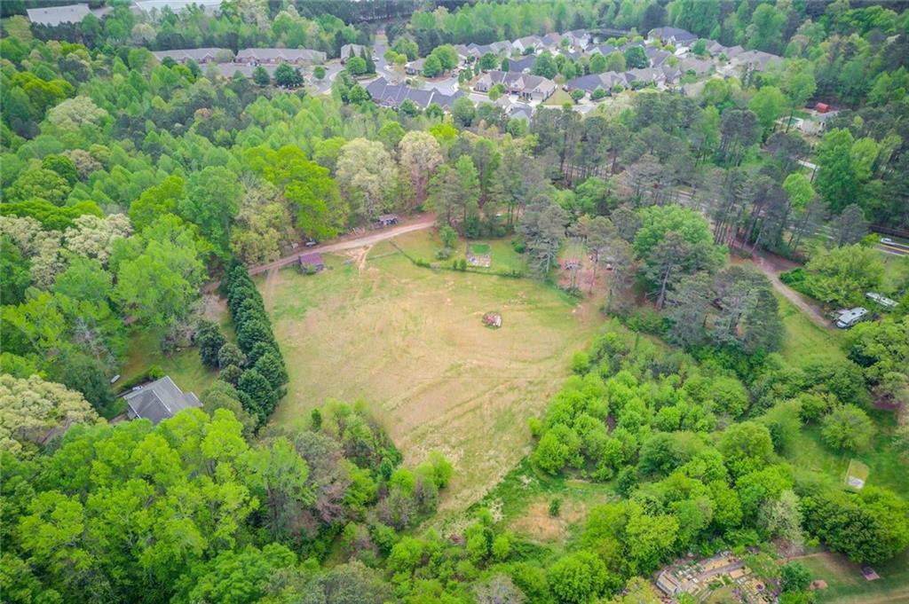 5692 Castleberry Road, Cumming, Georgia image 9