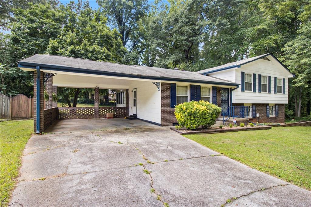 2933 Bretton Drive