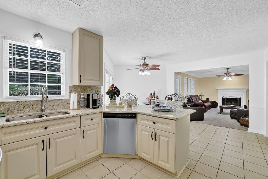 Laurel Springs - Residential