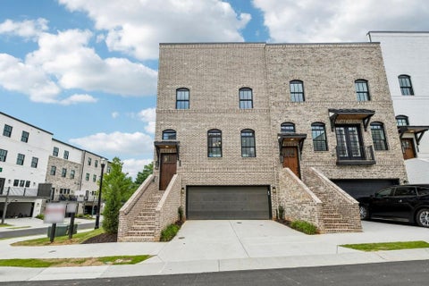 Townhouse For Sale - 345 Sugarview Road<br/> Gwinnett County, Sugar Hill, GA 30518