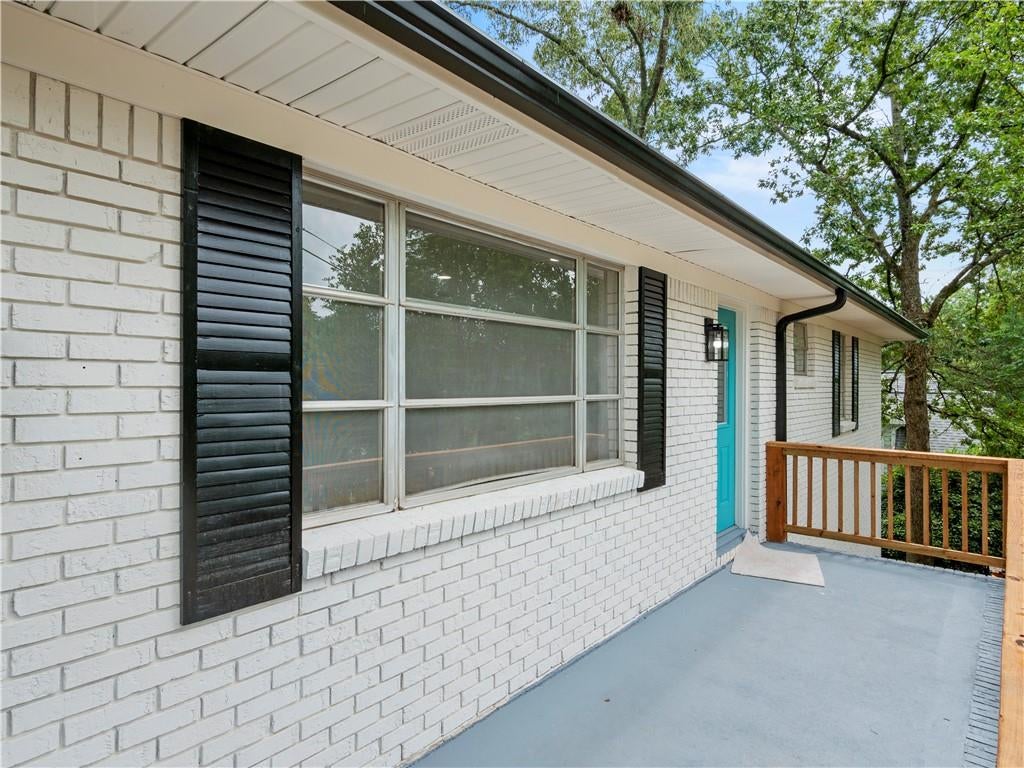 3343 Barry Lane