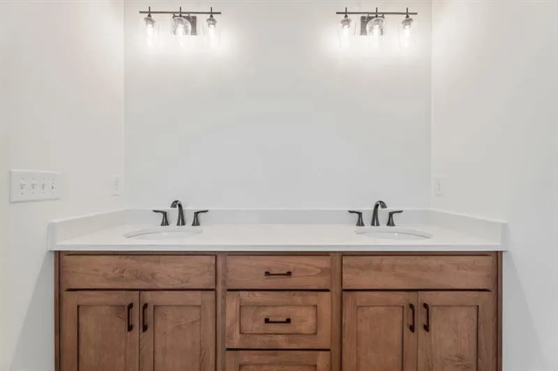 Gainesville, Georgia 30506, United States, 4 Bedrooms Bedrooms, ,3 BathroomsBathrooms,Residential,Active,219482