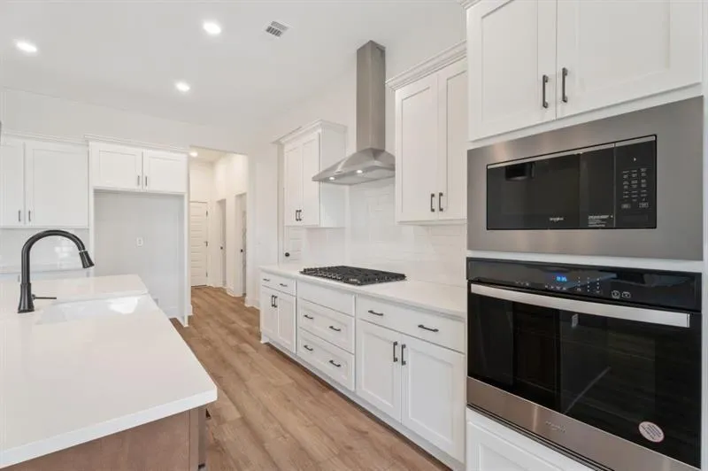 Gainesville, Georgia 30506, United States, 4 Bedrooms Bedrooms, ,3 BathroomsBathrooms,Residential,Active,219482