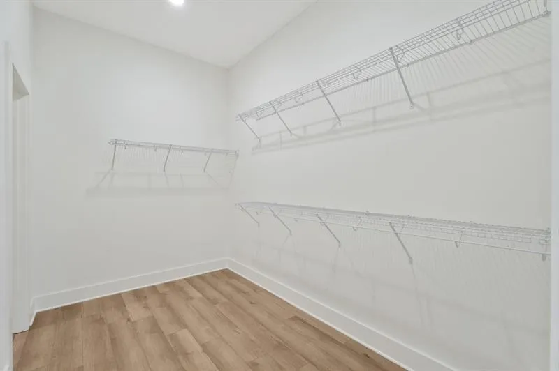 Gainesville, Georgia 30506, United States, 4 Bedrooms Bedrooms, ,3 BathroomsBathrooms,Residential,Active,219482