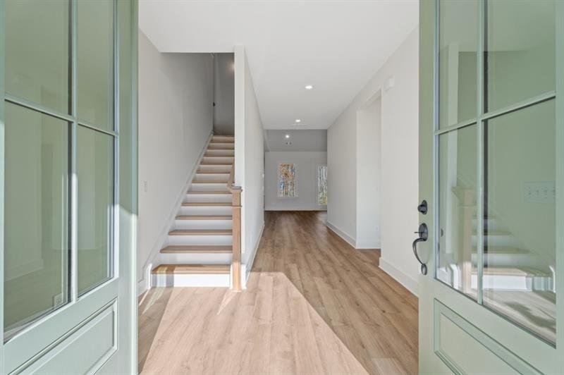 8340 Creekside Overlook Drive