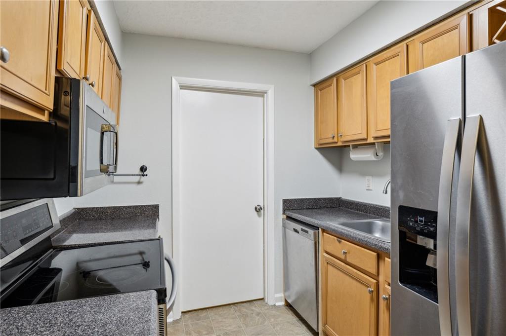 The Summit - Residential Lease