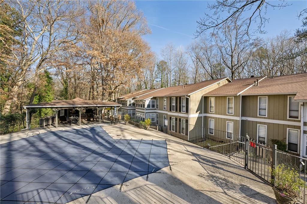The Summit - Residential Lease