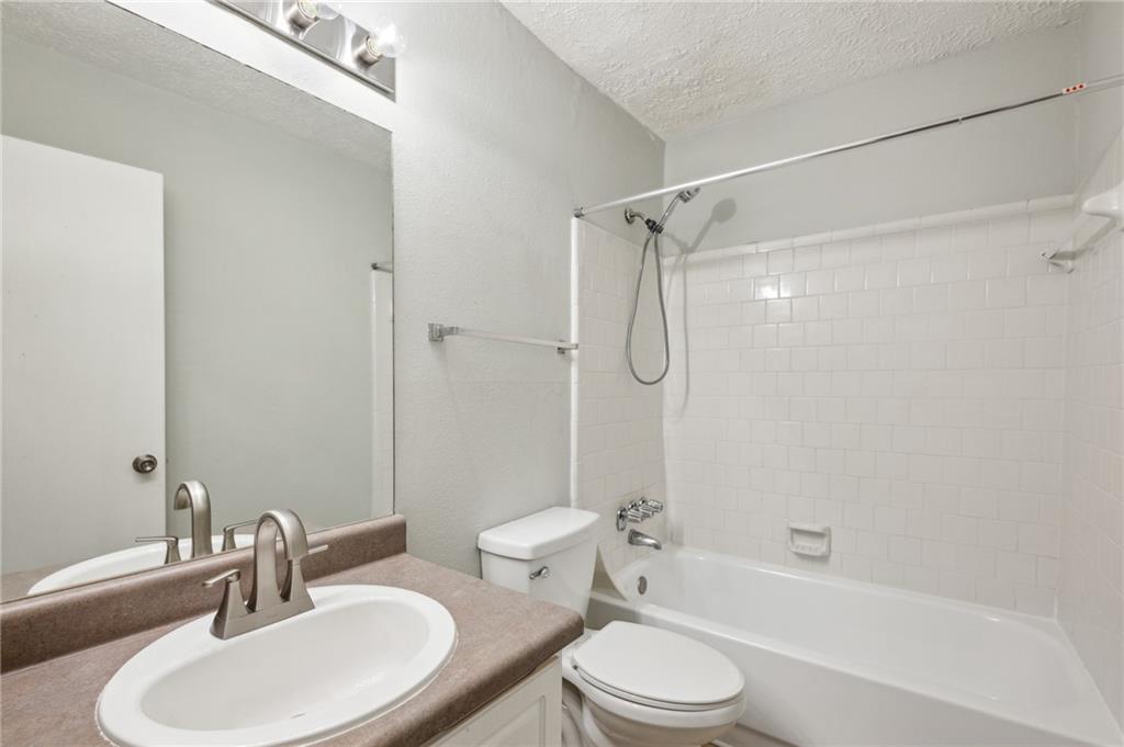 The Summit - Residential Lease