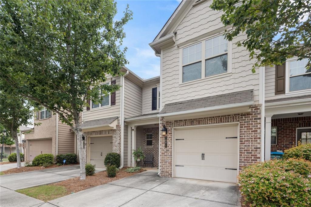 7071 Elmwood Ridge Court