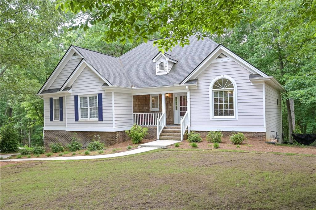 7533 Mason Falls Drive, Winston, Georgia image 2
