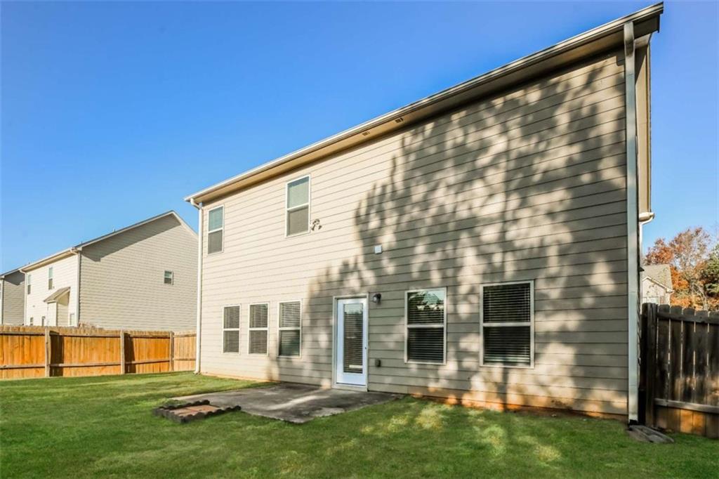 870 Walnut Woods Drive
