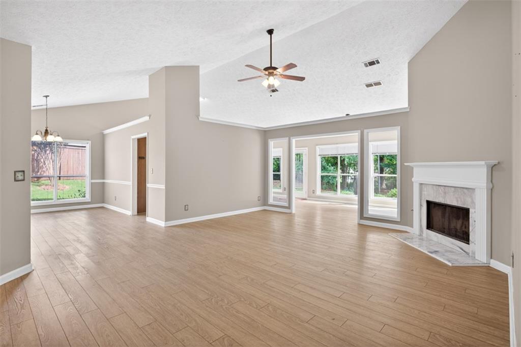 1587 Heartwood Drive