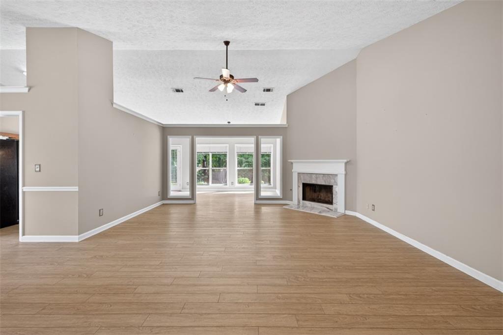 1587 Heartwood Drive