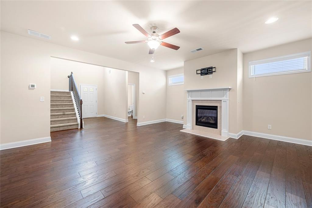 2431 KINGSTON HEATH Way