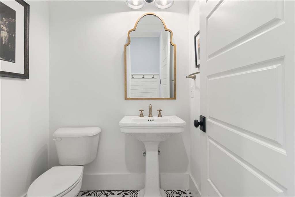 443 Westside Drive, Roswell, Georgia image 32