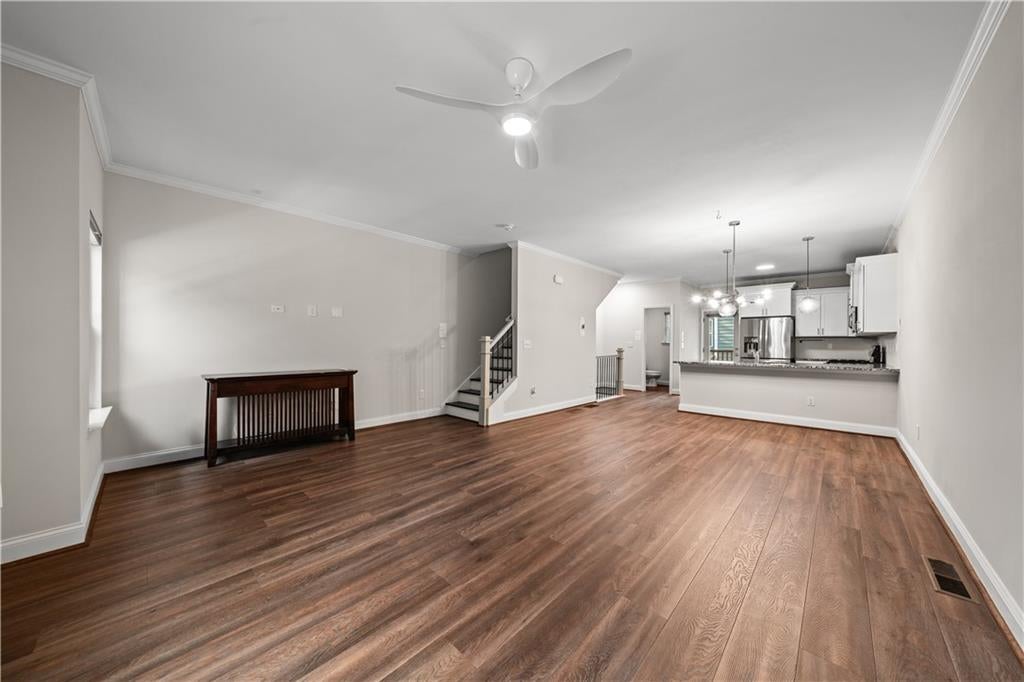 1365 Memorial Drive SE 13