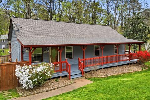 Homes For Sale - 360 Crestwood Drive<br/> Canton, GA 30114