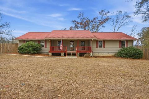 1675 Knight Circle Loganville GA 30052