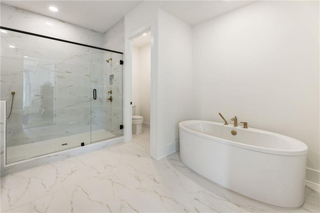 Lakeview - Residential Lease